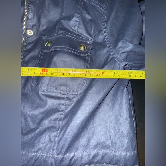 TOMMY HILFIGER Womens Rain Coat / Windbreaker Jacket Navy Blue Gold Size M EUC - Picture 9 of 10